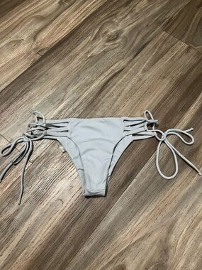 Ola feroz Light Gray Strappy Bikini Bottom